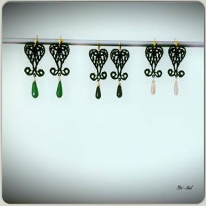 Balck Heart shape Venetian Lace earrings with 3 variations of semi-precious stones (opaque emerald, balck onyx, golden stone) all with gold hardware