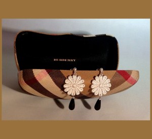 Beige flower lace with black tear-drop onyx (semi-precious stone) and silver hardware